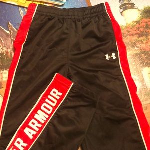 Boys under armour size 6
